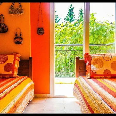 Beautiful * Polychrono